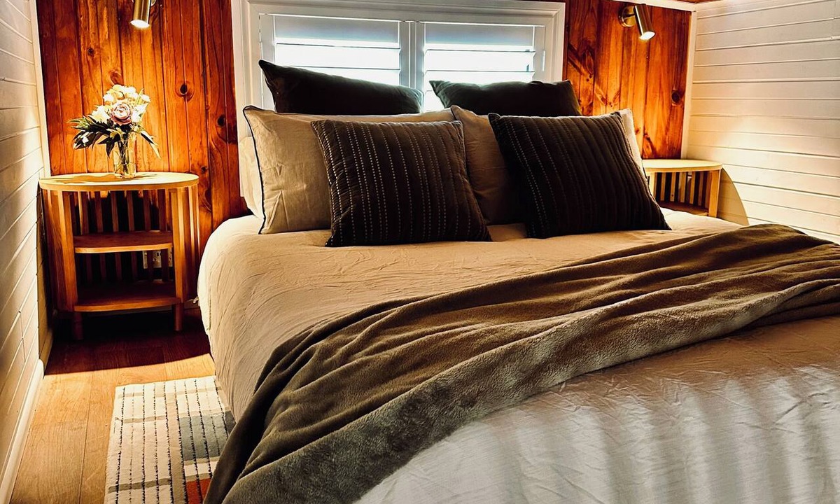 Myponga Bed & Breakfast | FARM STAYS
