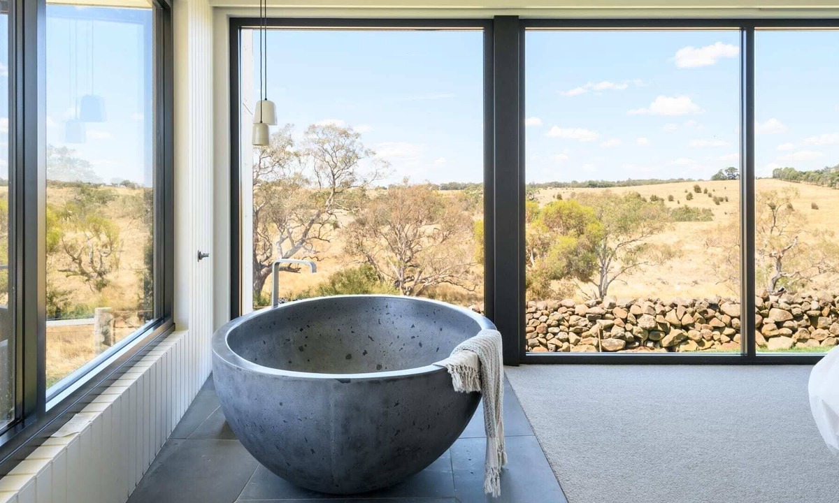 Greenhill House | Fassway Farm Summary: