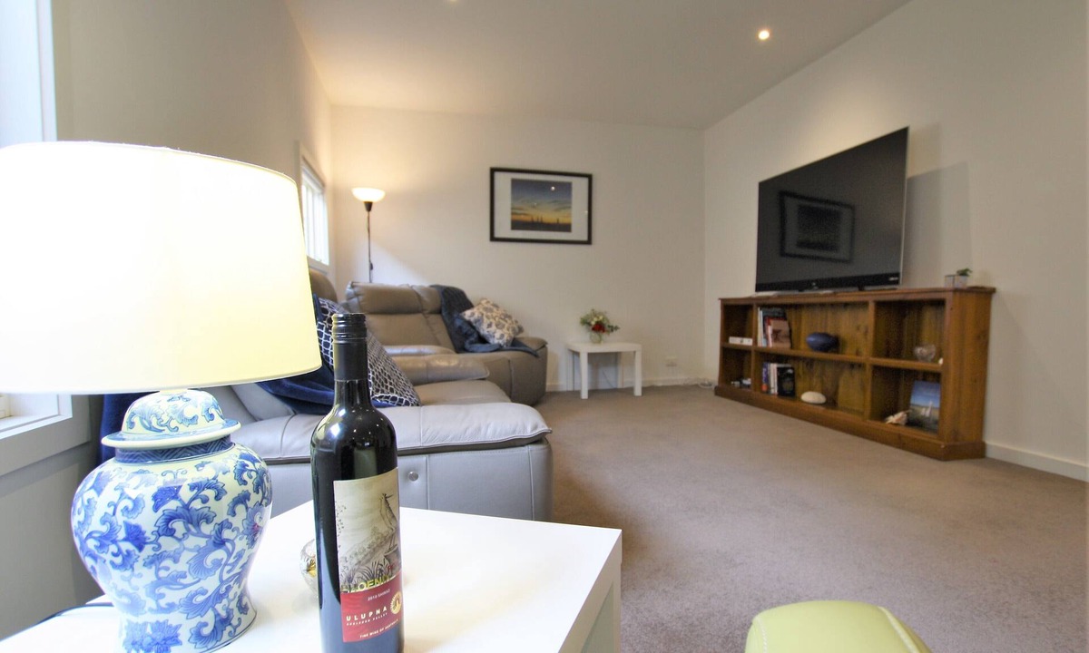 Healesville Cottage | Fermoy Cottage - lovely 2 bedroom cottage