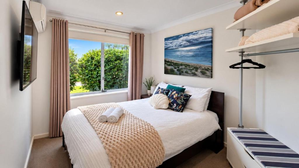 Broadwater Villa | FiftyTwo at Cape View