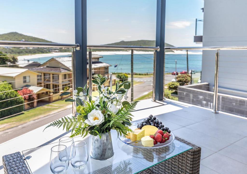 Fingal Bay House | Fingal Bay View Unit 1 16 Tuna Crescent