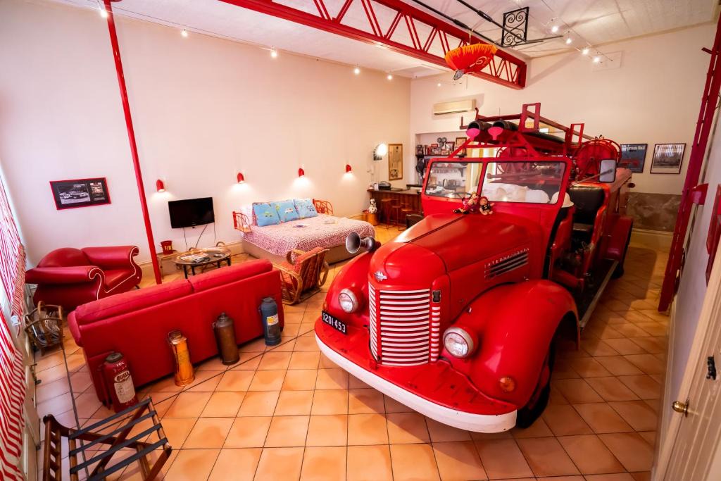North Adelaide House | Fire Station Inn