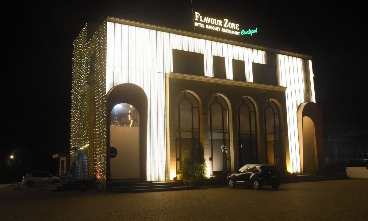 Ambala Hotel | Flavour Zone Courtyard