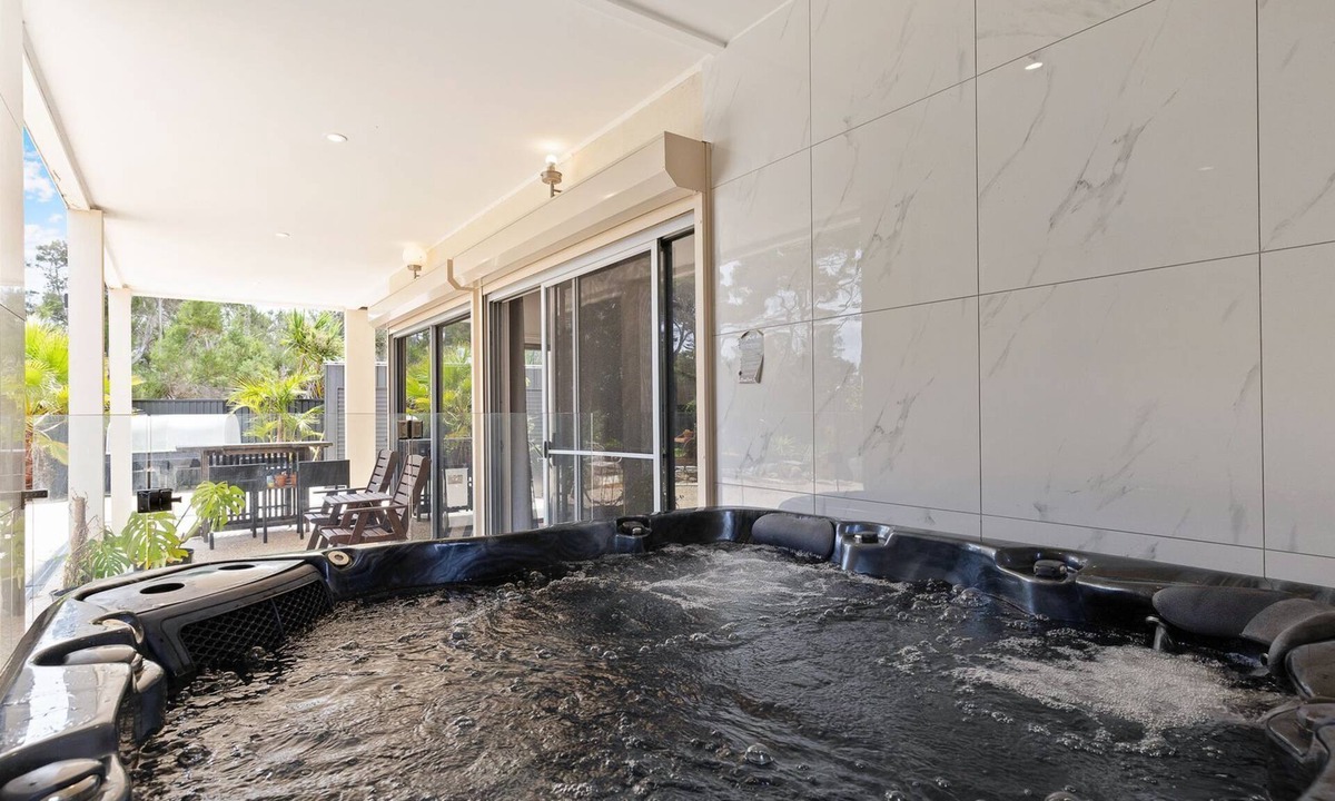Grantville House | Foreshore Retreat in Grantville