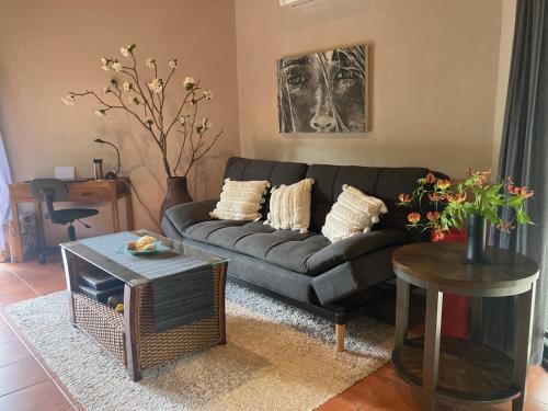 Captain Creek Apartment | Forest Lodge: Bali-Style Retreat