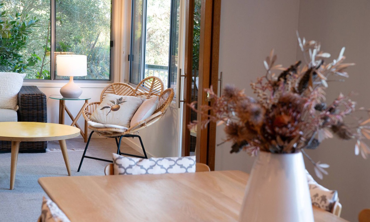 Wamberal House | Forresters Beach+Spoon Bay 500m walk+lovely garden