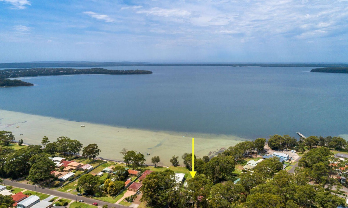 St. Georges Basin House | Four Loralyn on the Water, St Georges Basin