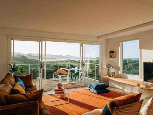 Bicheno House | Frankie Beach House
