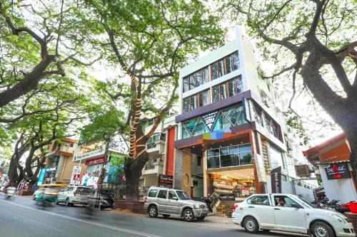 Pulikeshi Nagar Hotel | Frazer Suites