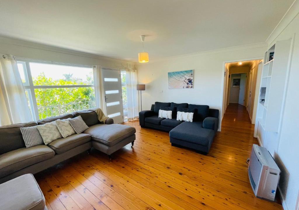 Mollymook House | Free night! Pay for 2 stay for 3