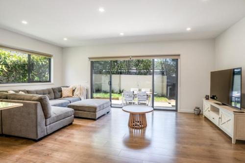 Ocean Grove House | Fresh, Modern Escape, Minutes to the Beach