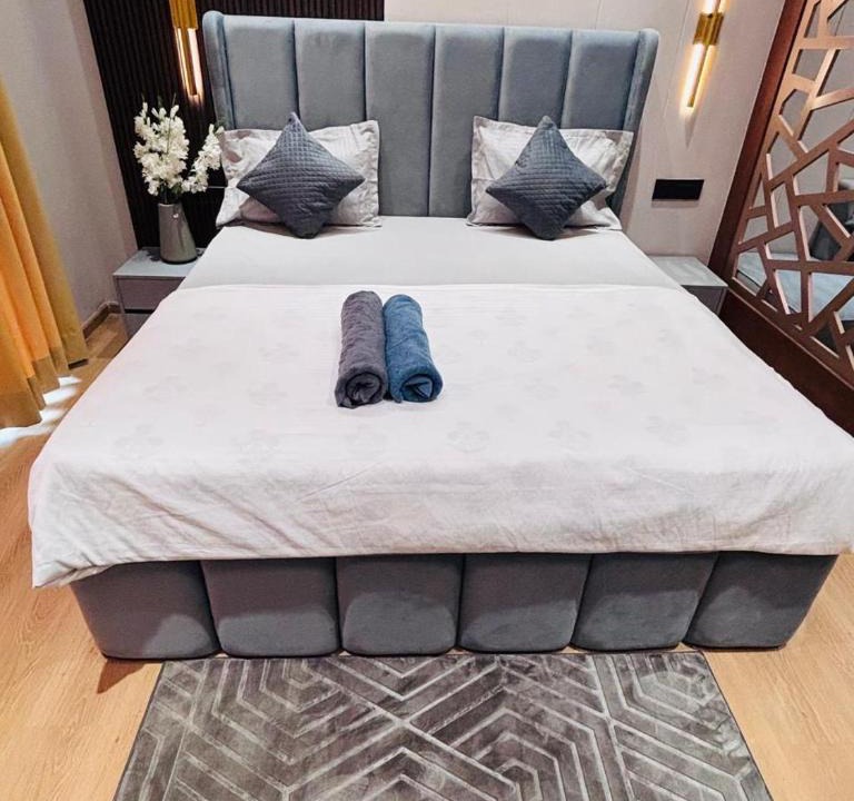 Greater Noida Apartment | Galaxy blue sapphire studio