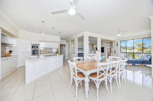 River Heads House | Gateway to Fraser Island - Ocean and Island Views