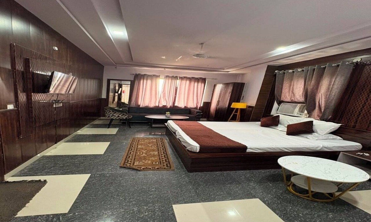 Vrindavan House | Gayatri Seva Dham