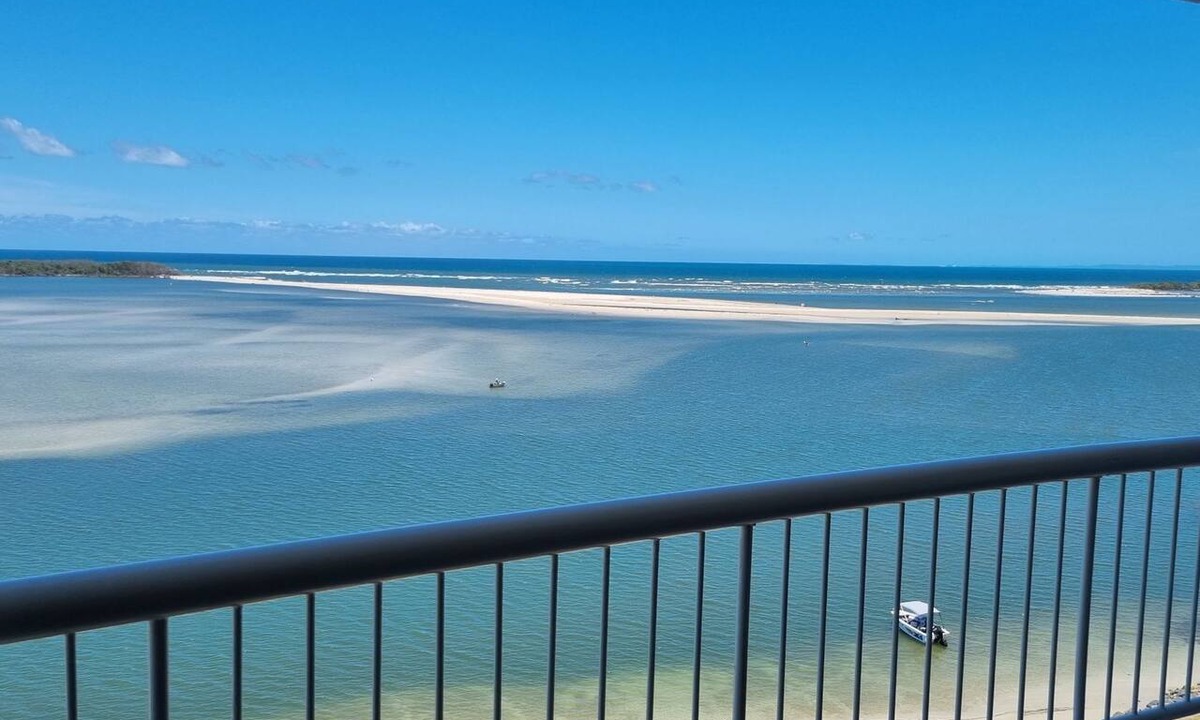 Golden Beach Apartment | Gemini Unit 64 Golden Beach QLD