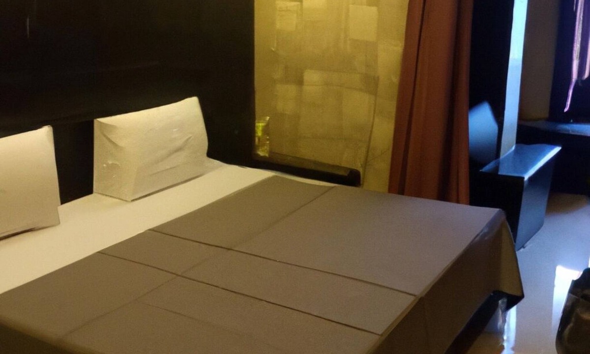 Jamnagar Apartment | Giggler