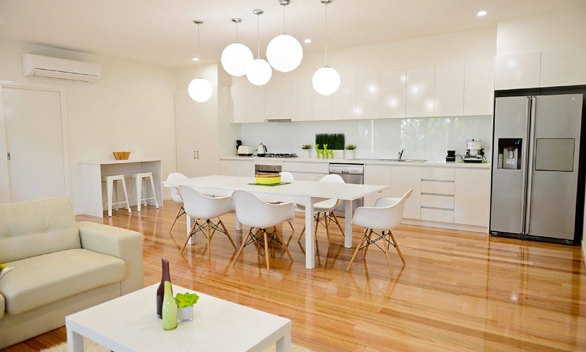 Smiths Beach House | Gilmore Street, Smiths Beach, fantastic kitchen, 4 bedrooms.