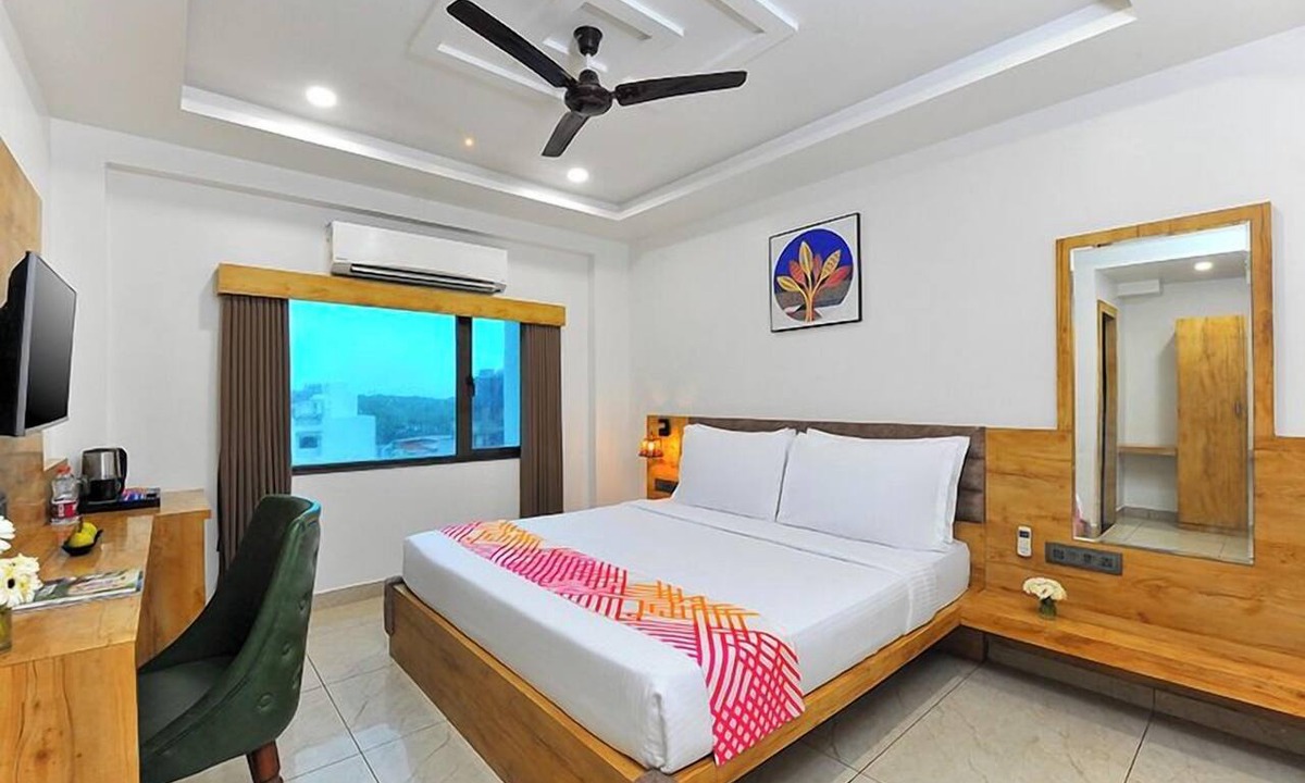 Somnath Hotel | Ginger Somnath