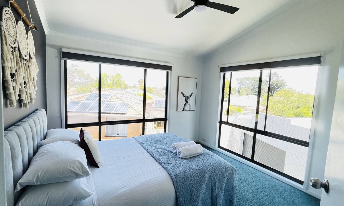 Sebastopol House | Goldfields house Big spacious bright family home