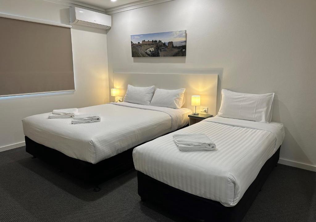 Sanctuary Point Hotel | Golf View Motel