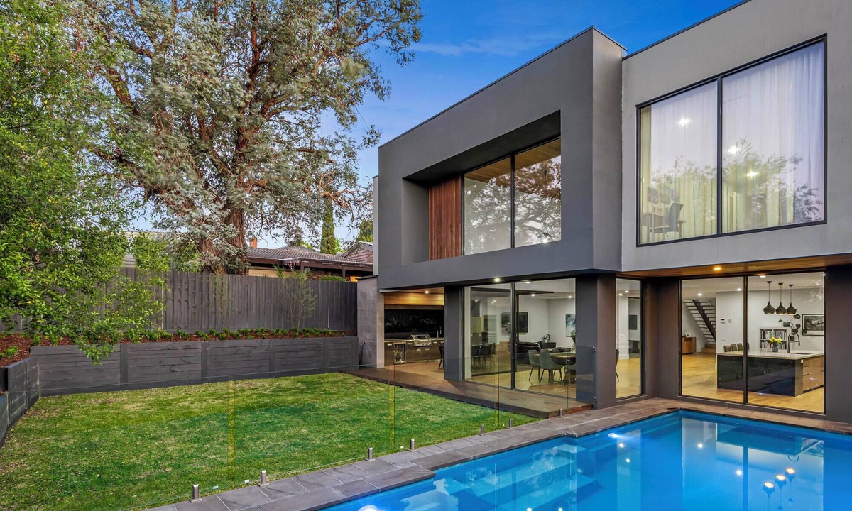 Templestowe Lower House | Grand Luxury Retreat in Melbourne's East