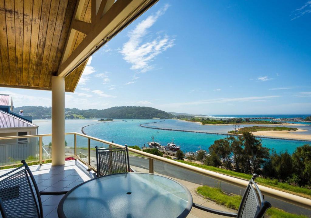Narooma Apartment | Grand Pacific 1 Unit 3 - First Floor