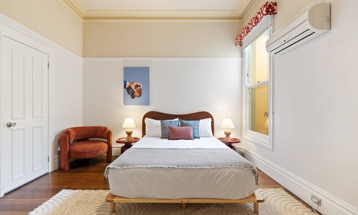 Glebe Apartment | Grand Victorian Stay in the Heart of Glebe