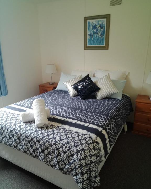 Strahan House | GreenGate Cottages