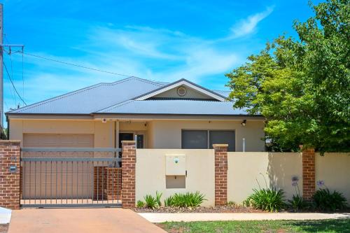 Griffith Apartment | Griffith Prestige Apartment
