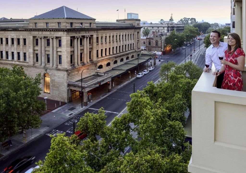 Adelaide Central Business District Hotel | Grosvenor Hotel Adelaide by Accor