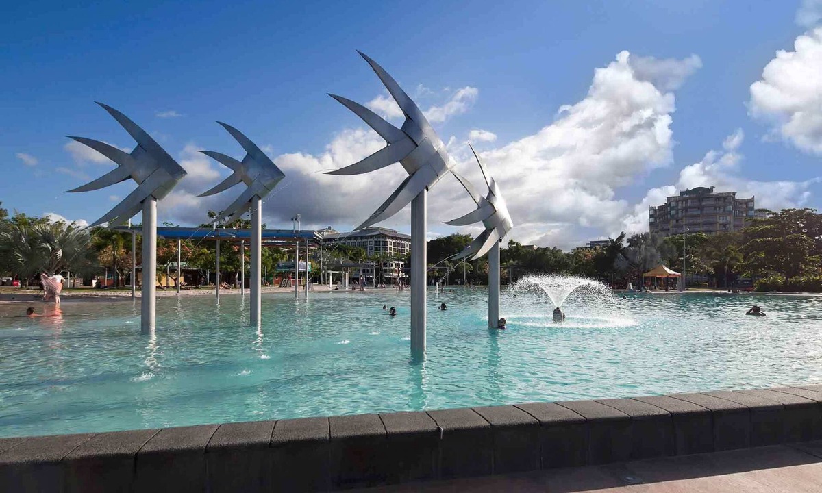 Cairns North Apartment | Ground Floor Easy Unit Close to City 4