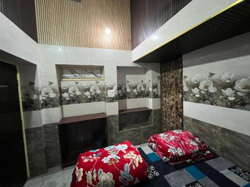 Amritsar Hotel | Guru Nanak Dev Ji Yatri Niwas Amritsar