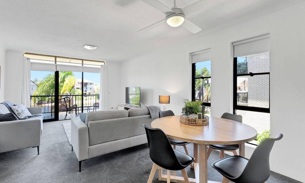 Mooloolaba Apartment | HACIENDA- CANAL VIEWS AND COMFORT