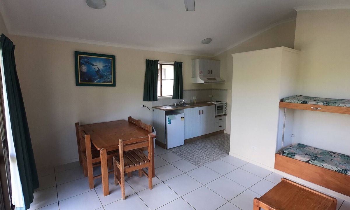 Haliday Bay Cottage | Halliday Bay Resort