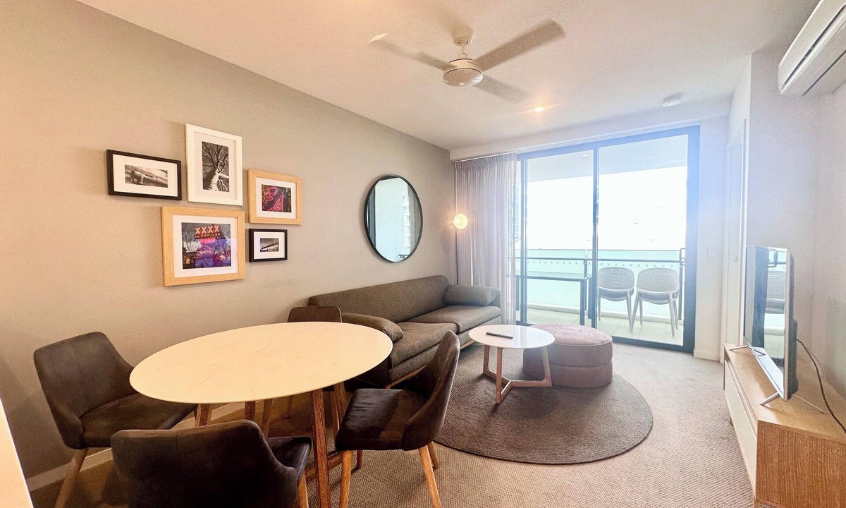 Eagle Farm Apartment | Hamilton Bliss - Cute and Welcoming 1 Bedroom