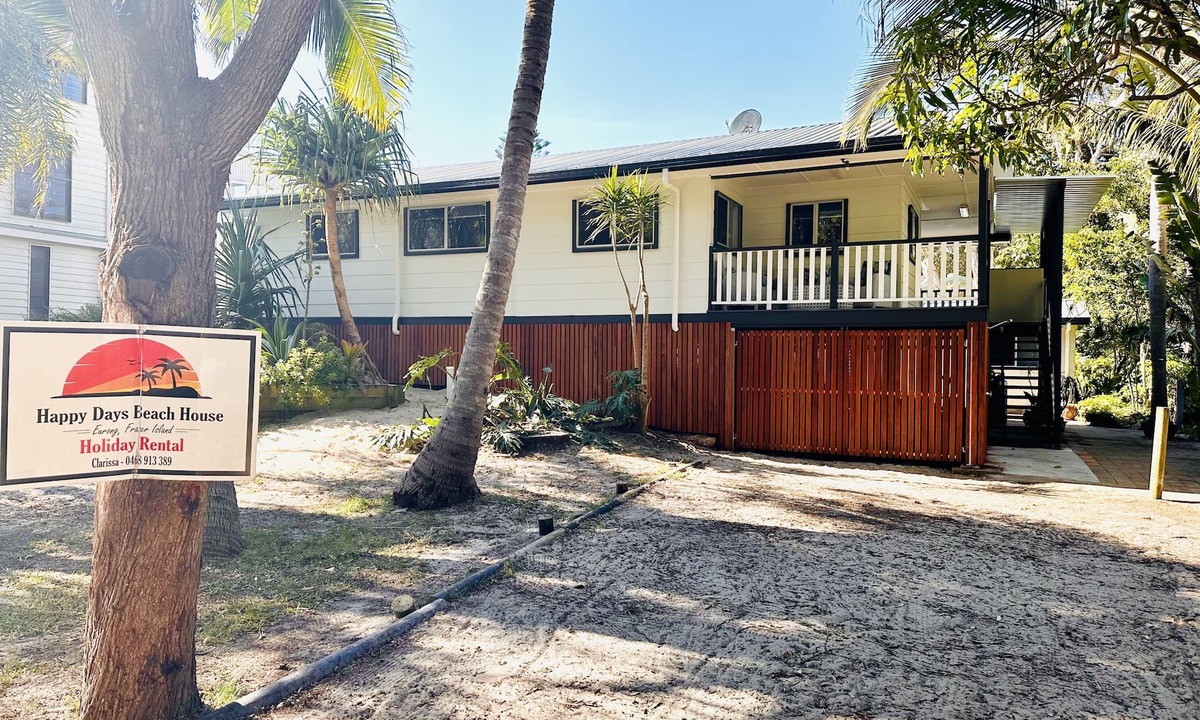 Eurong House | Happy Days Beach House - Fraser Island