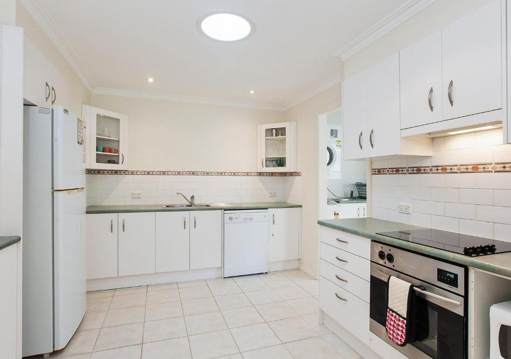 Corlette House | Happy Tails pet friendly air conditioned