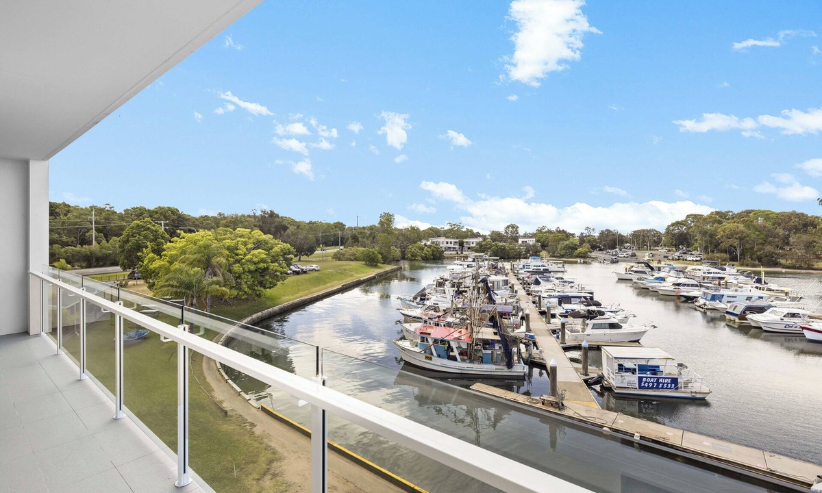 Sandstone Point Apartment | Harbor Haven Retreat