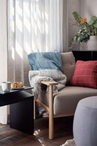Launceston CBD House | Harpley-The Workers Cottage-Walk to CBD