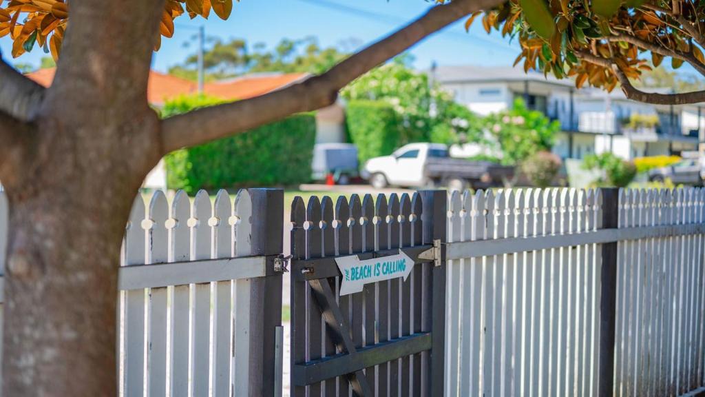 Nelson Bay House | Harrys Pet Friendly Holiday House
