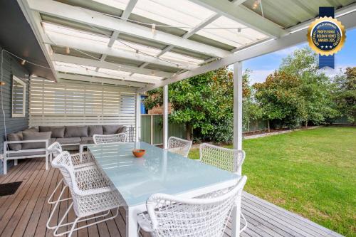 Callala Beach House | Hayes Beach House I Award Winner I 4 Mins to Beach