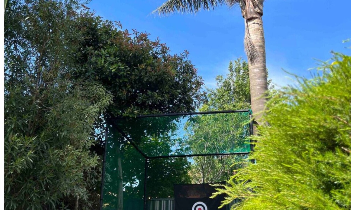 Rowville House | Healing staycation Rowville in Melbourne Family, friends relax, business trips!