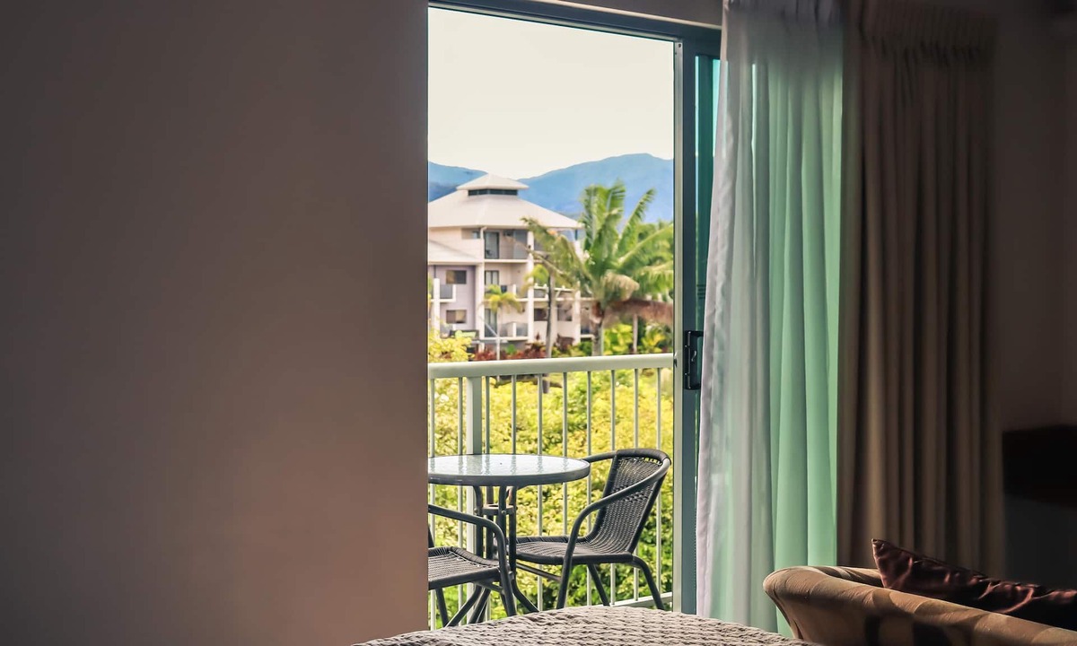 Cairns Central Business District Hotel | Heritage Cairns