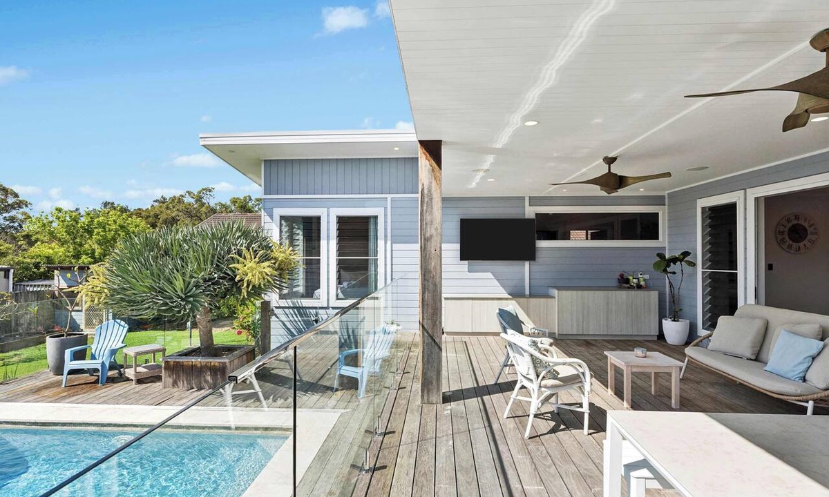 Wamberal House | Hibiscus