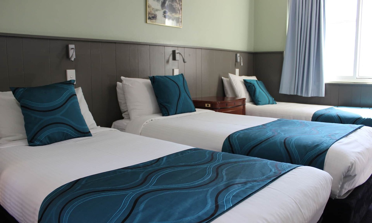 Blackheath Hotel | High Mountains Motor Inn