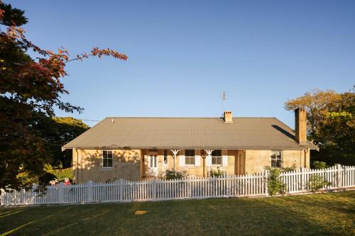 Berrima House | Hillside Cottage Berrima