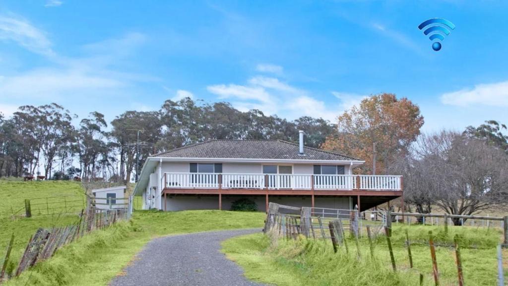 Mittagong House | Hillside Farm