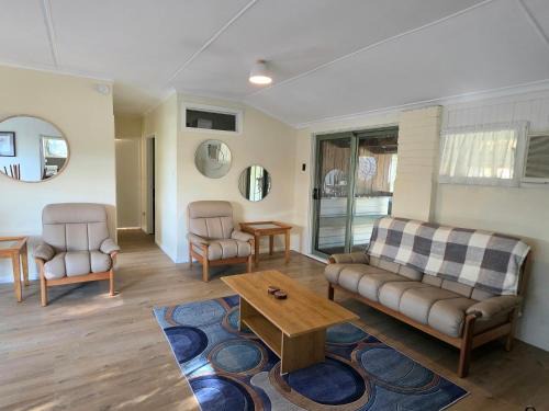 Sarsfield House | Hilltop Cottage
