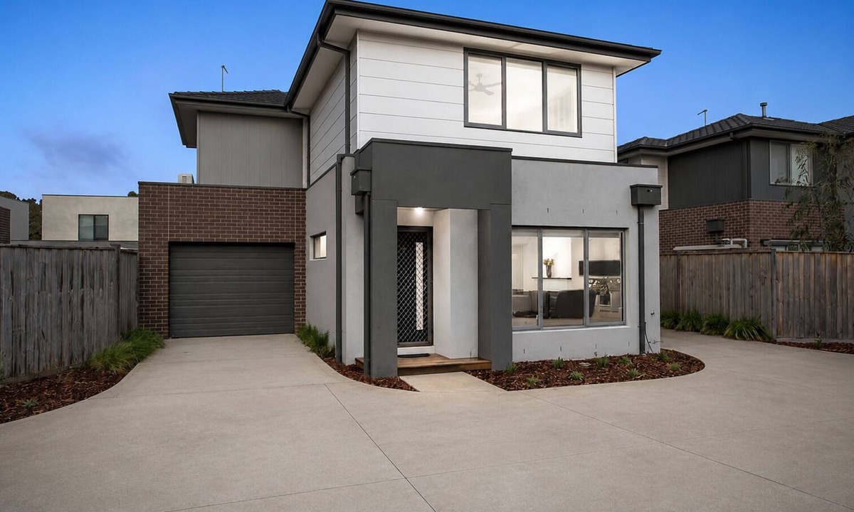 Safety Beach House | Holiday on Dromana by Ready Set Stay- 150m from the beach