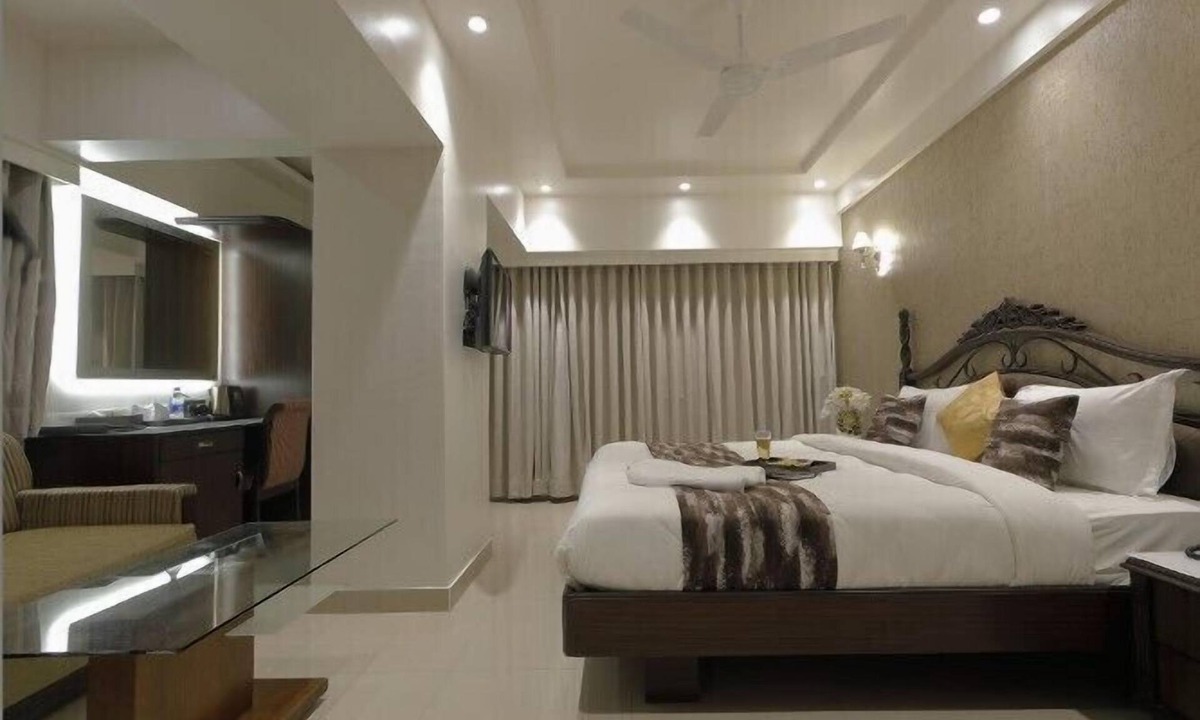 Andheri West Hotel | Hotel Ariana Residency
